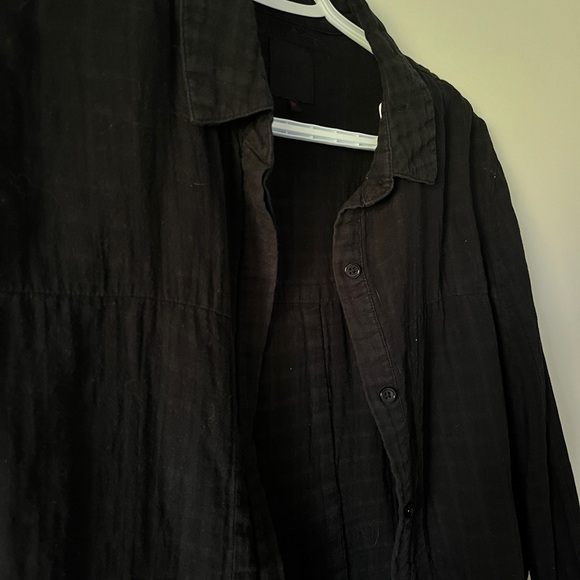 RTA button down - Picture 2 of 2